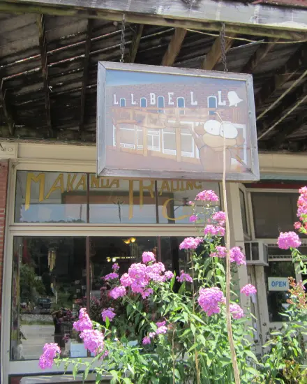 The storefront of Makanda Trading Co, on the Makanda Boardwalk