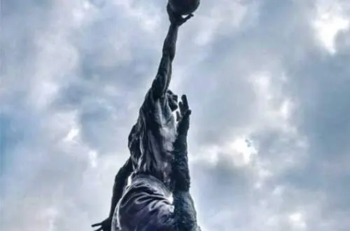 Statue of Micheal Jordan