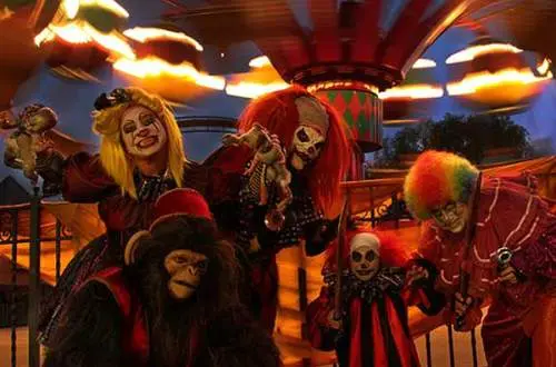 People dressed up as scary clowns