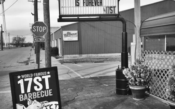 Sign outside of 17th Street BBQ