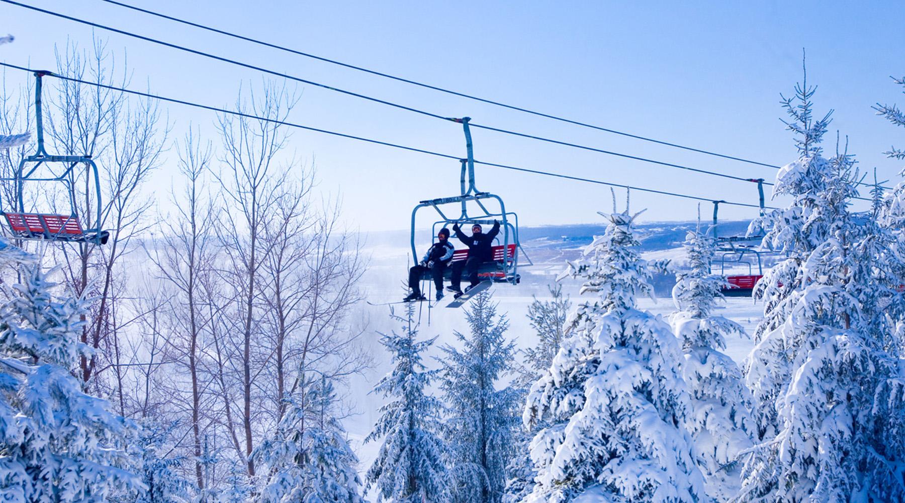 Discover Winter in Illinois