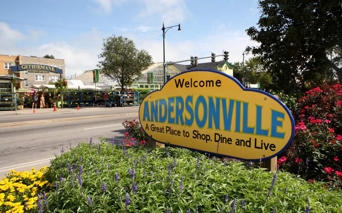 Welcome sign Andersonville.