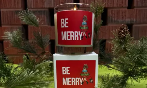 Wooden be Lovely Be Merry Candle