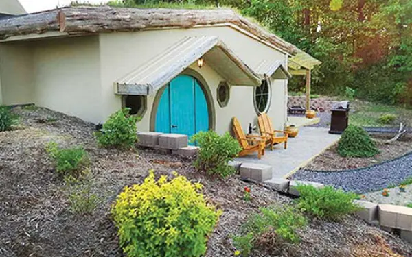 The Hobbit House at Rocky Comfort Cabins in Makanda (courtesy of Rocky Comfort Cabins)