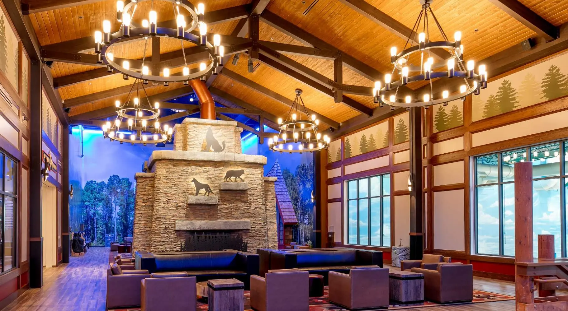 The grand lobby inside of the great wolf lodge