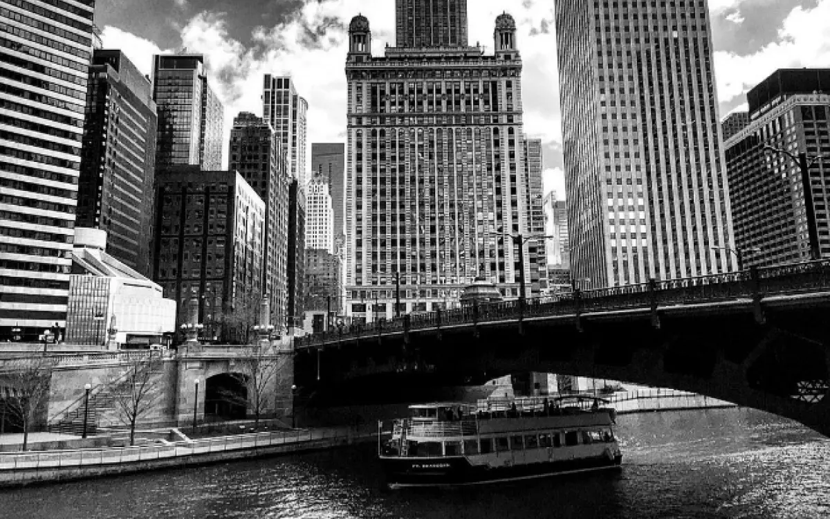 City building and bridge