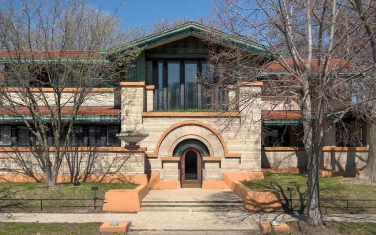 Exterior of Frank Lloyd Wright Dana Thomas' House