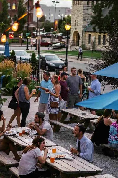 El fresco under some umbrellas