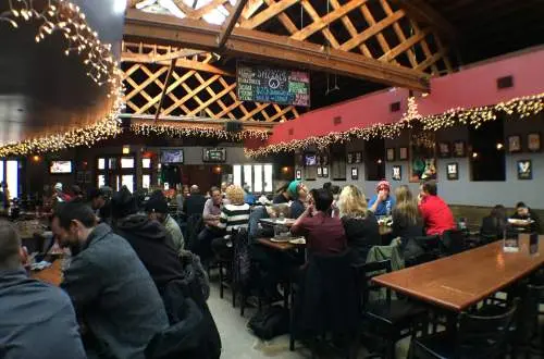 Restaurant bar