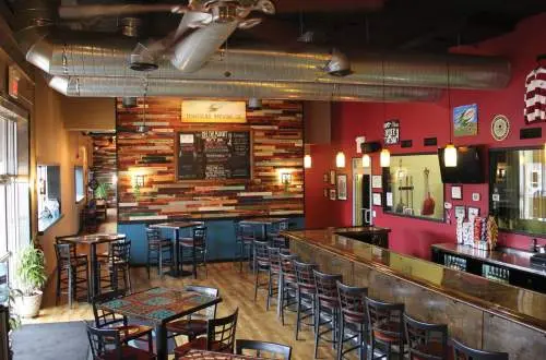Restaurant bar