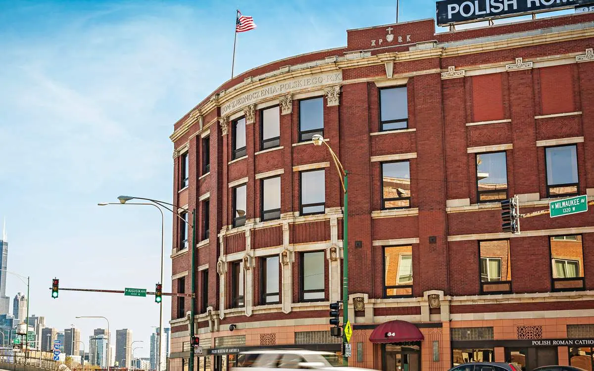 Exterior of Polish Museum of America.