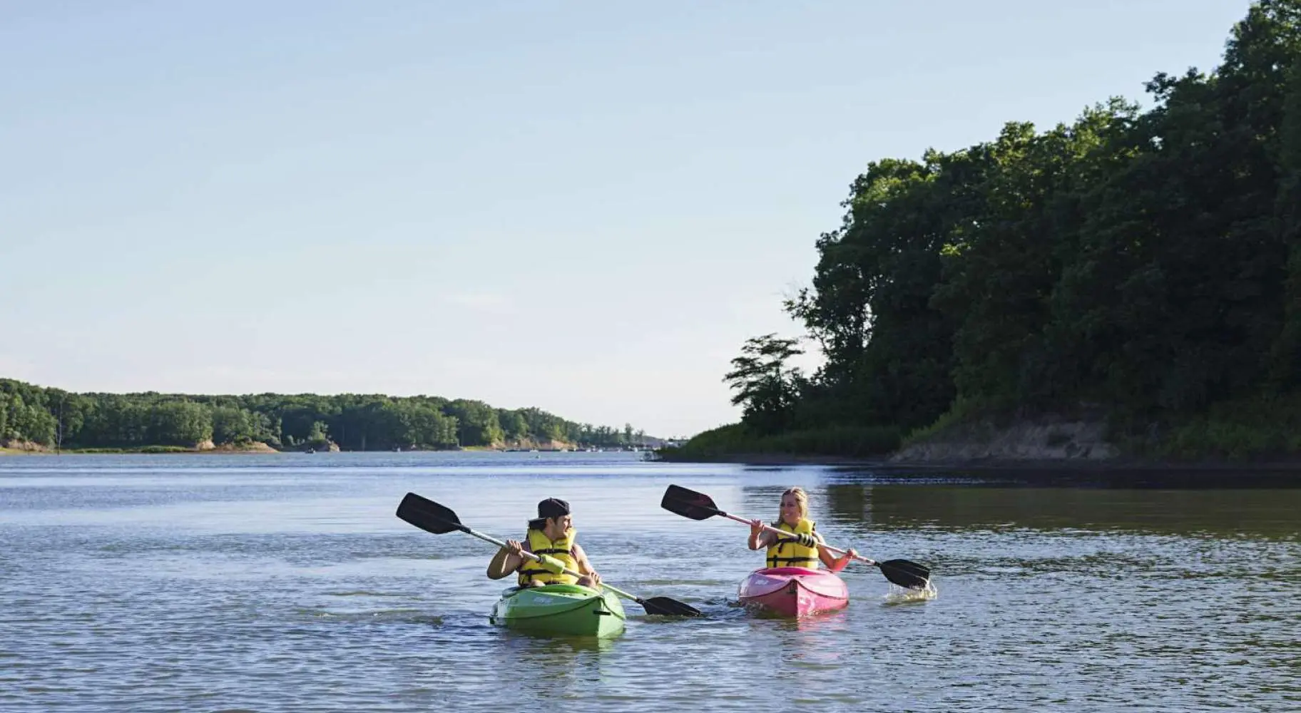 Kayakers lake shelbyville